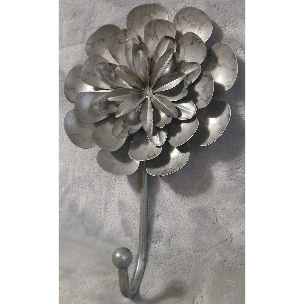 Metal Flower Wall Hook Hanger Coat Robe Towel Hat Floral 3D Art Design READ